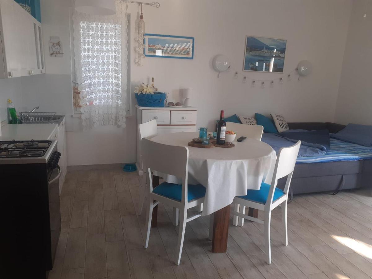 Apartment Lili Lukovo Eksteriør bilde